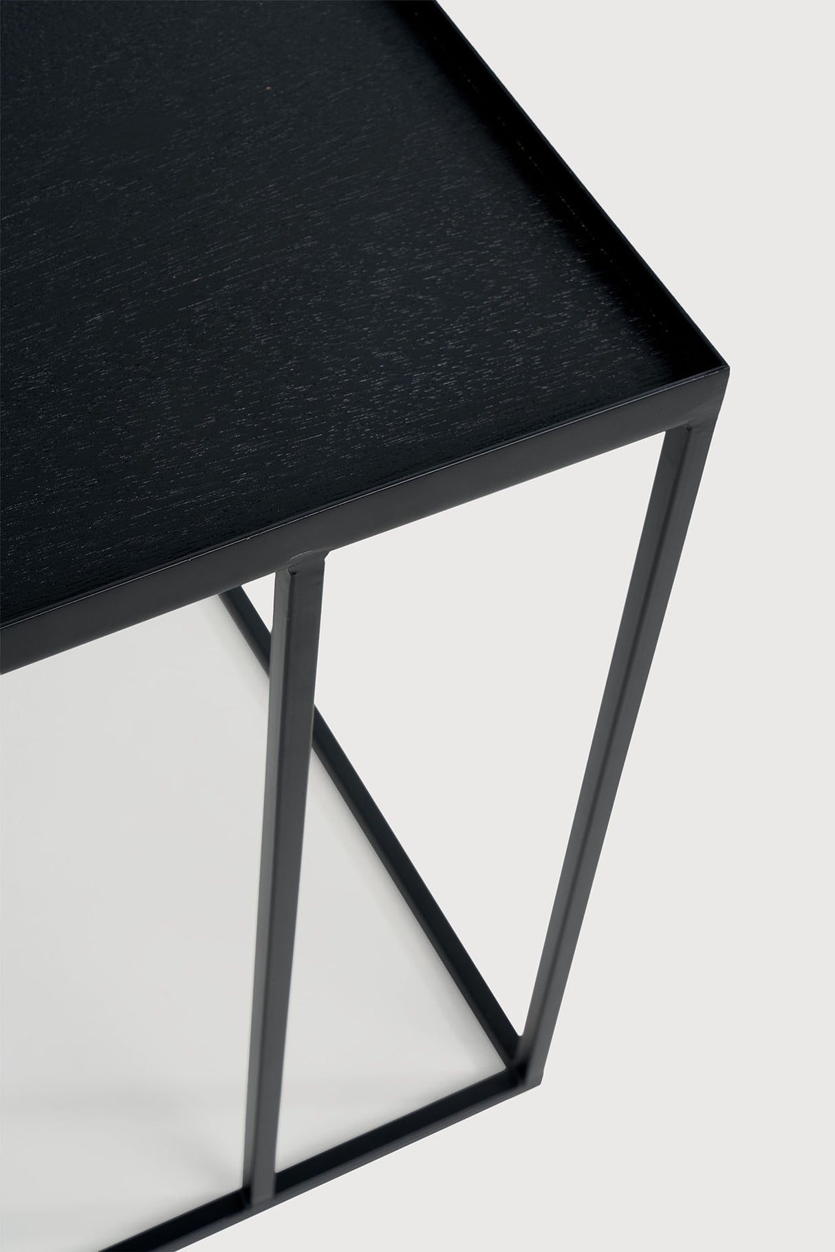 Tray Beistelltisch - lackiertes Holz - schwarz - quadratisch - S - Tablett nicht enthalten - 39 x 39 x 50 cm - ZEN ZONE Furniture