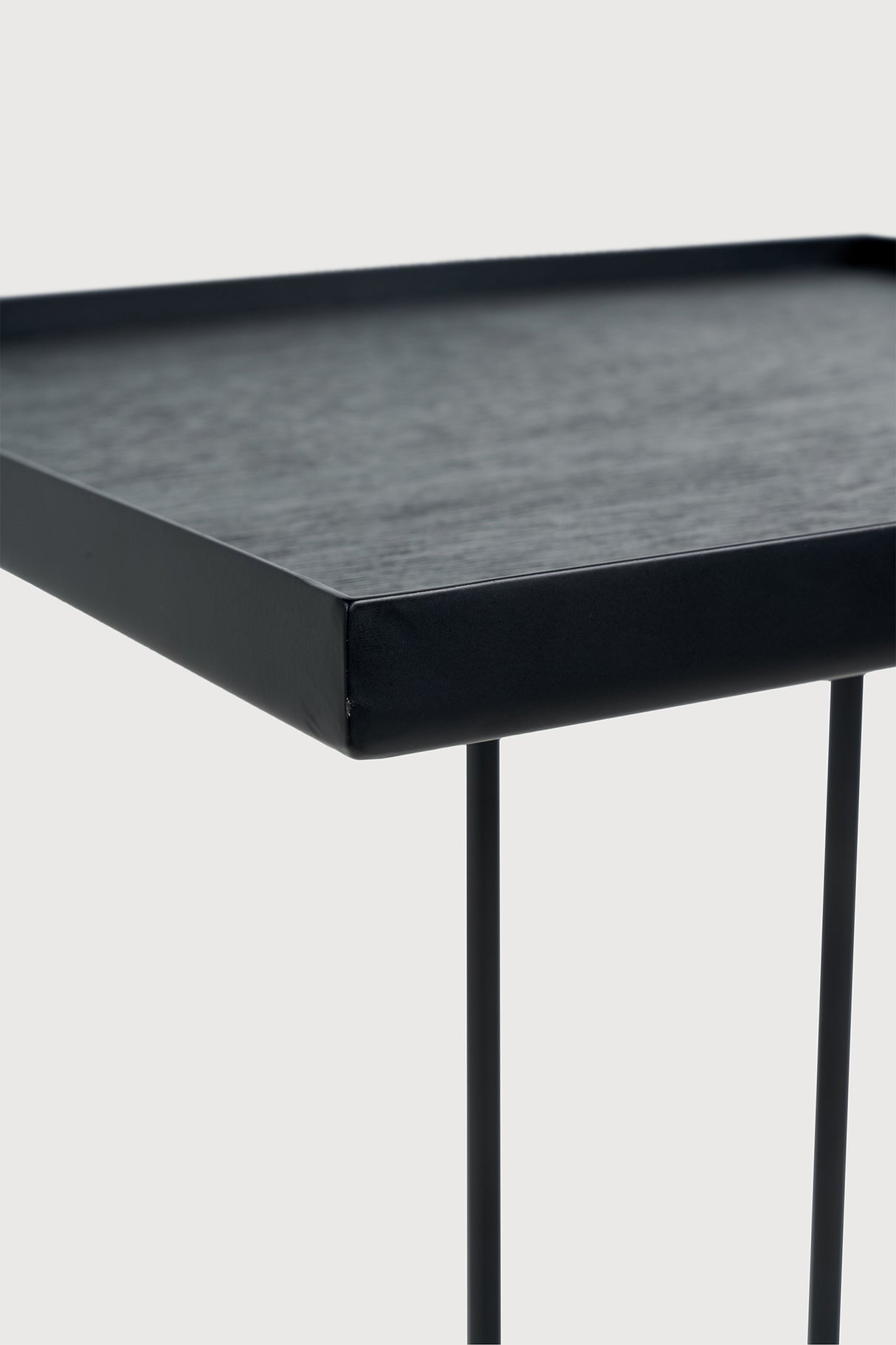 Tray Beistelltisch - lackiertes Holz - schwarz - quadratisch - S - Tablett nicht enthalten - 39 x 39 x 50 cm - ZEN ZONE Furniture