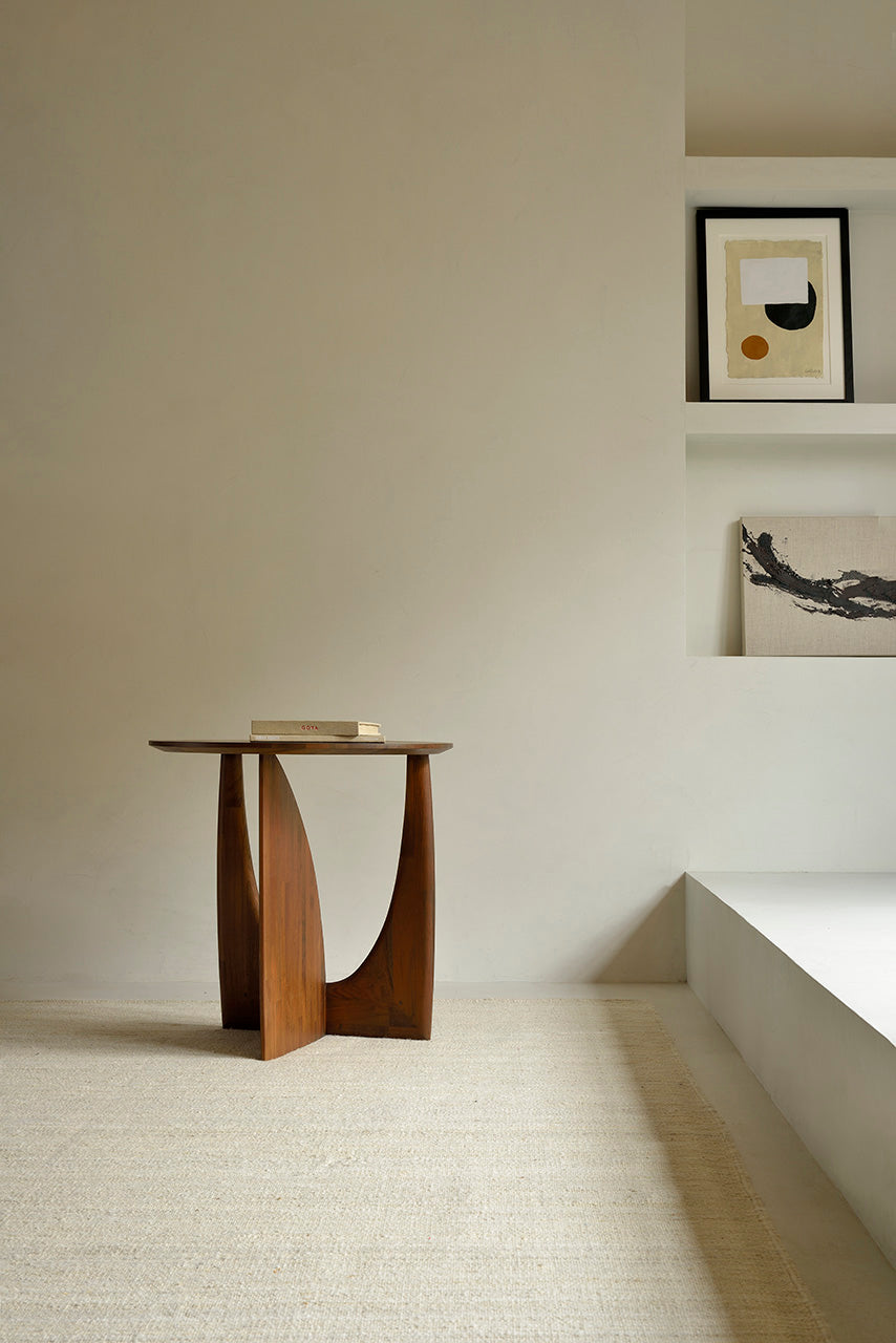 Geometric Beistelltisch - lackiertes Teak - braun - rund - 51 x 51 x 50 cm - ZEN ZONE Furniture
