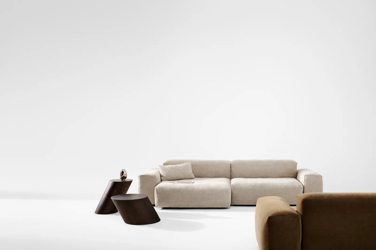 Beistelltisch Tilt aus Beton oder Eichenfurnier, 60×35×50 cm - ZEN ZONE Furniture