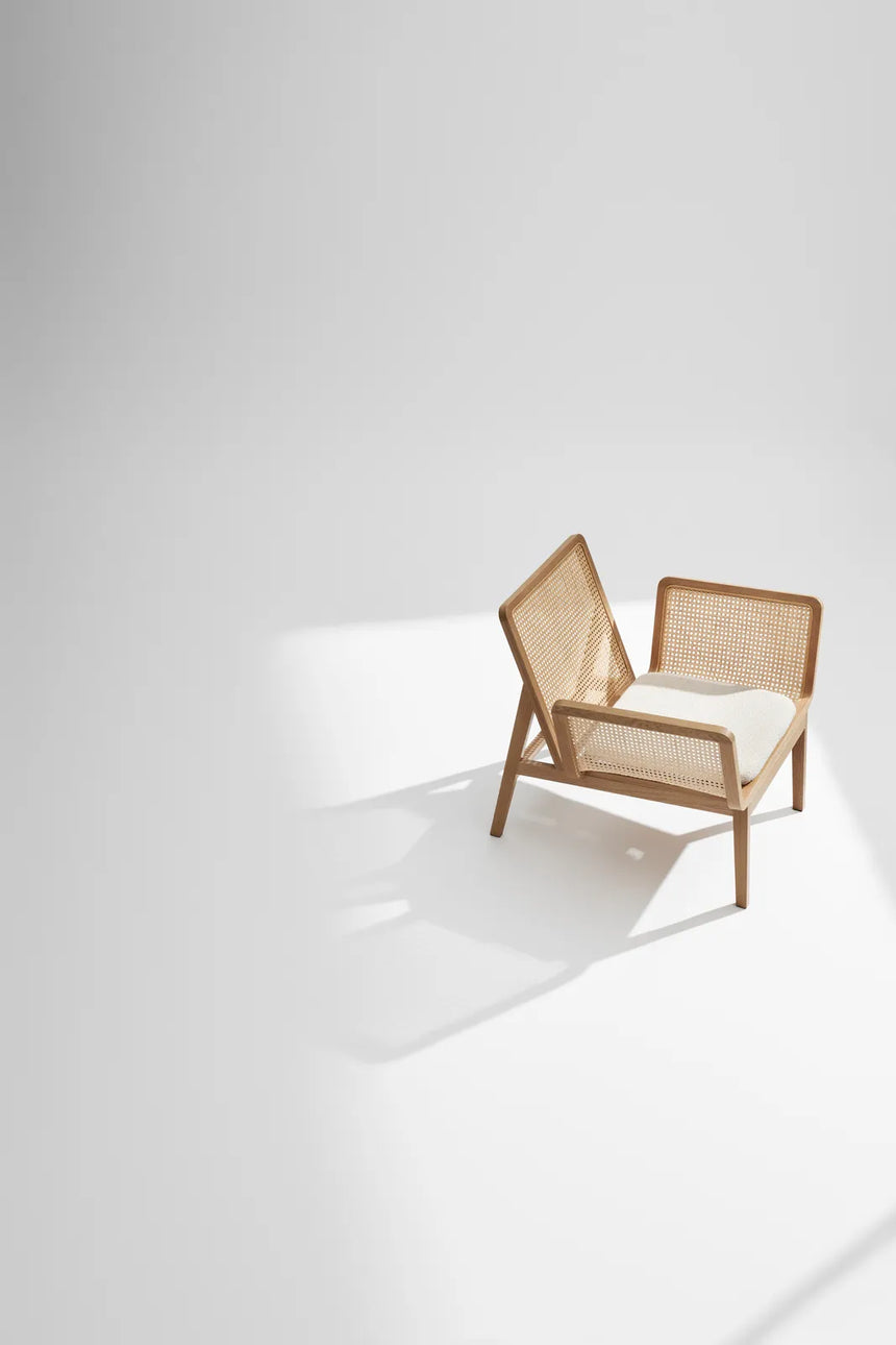Sessel Le Roi aus Massivholz Esche und natürlichem Rattan, 84,5×76×72 cm - ZEN ZONE Furniture