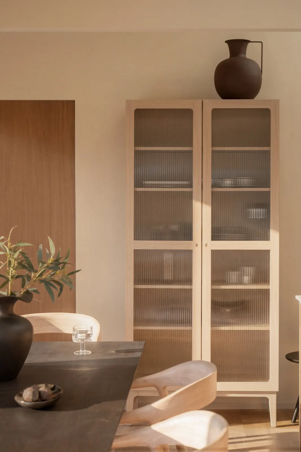 MEADOWBROOK Oak Display Cabinet, 95x43x203 cm
