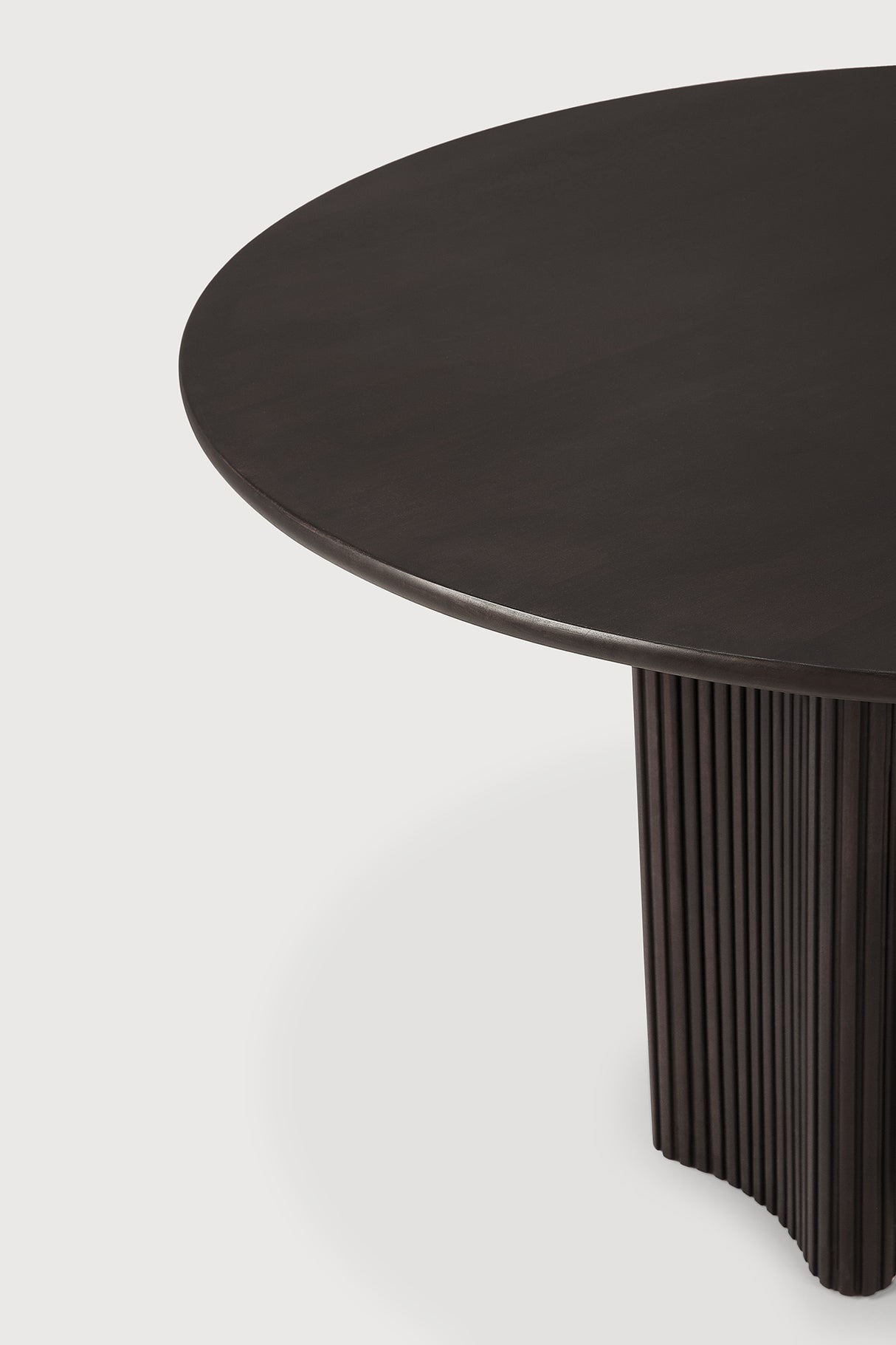 Roller Max Esstisch - lackiertes Mahagoni - dunkelbraun - rund - 150 x 150 x 76 cm - ZEN ZONE Furniture