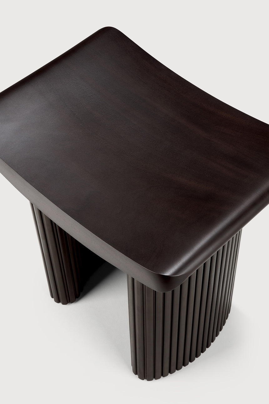 Roller Max Hocker - lackiertes Mahagoni - dunkelbraun - 48 x 35 x 49 cm - ZEN ZONE Furniture