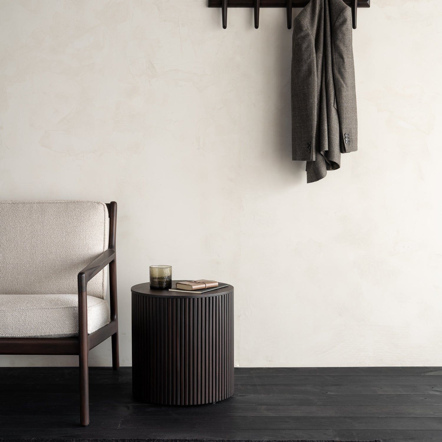 Roller Max Beistelltisch - lackiertes Mahagoni - dunkelbraun - rund - abnehmbarer Deckel - 40 x 40 x 42 cm - ZEN ZONE Furniture
