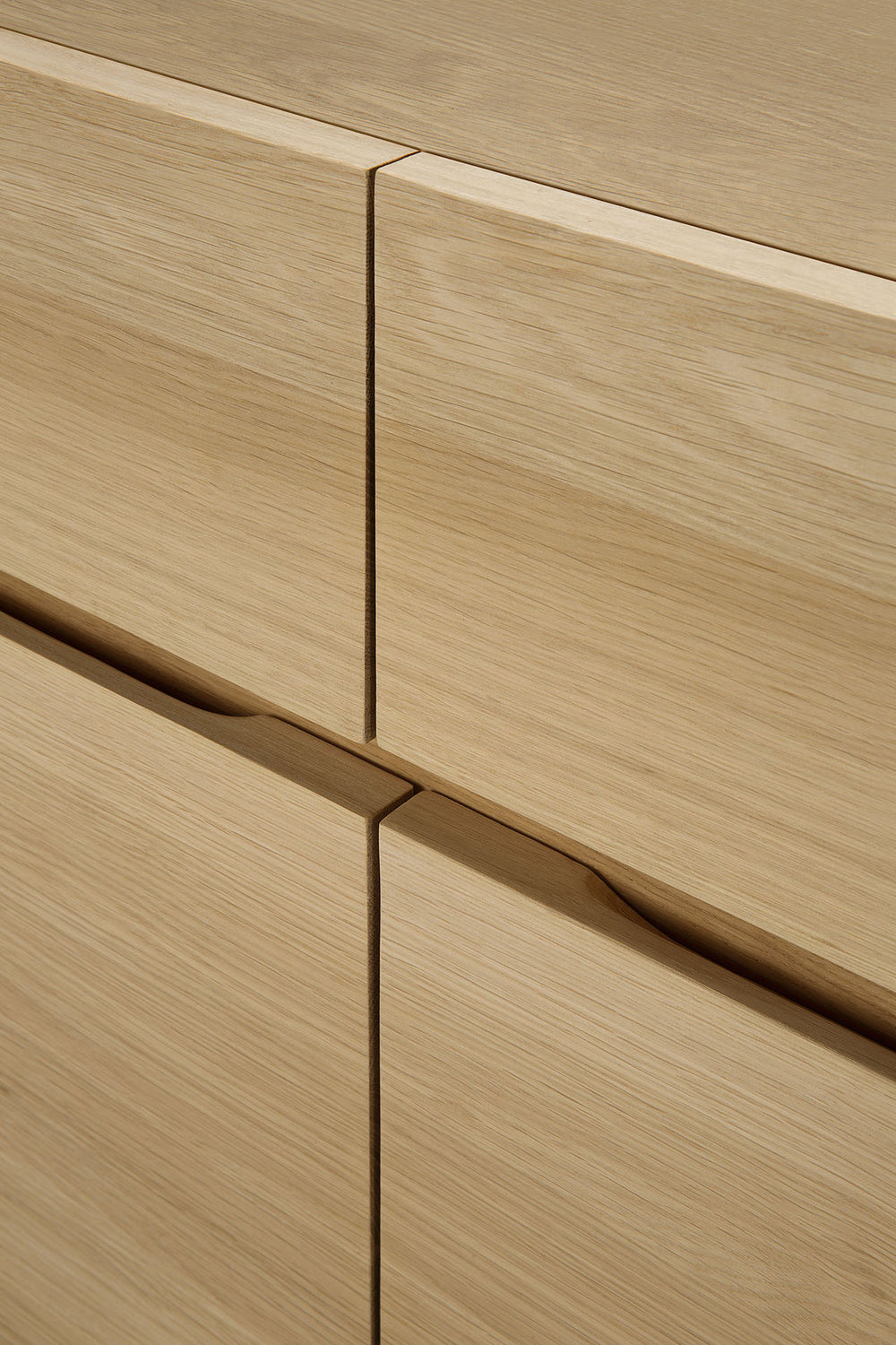 Ligna Sideboard - Eiche - schwarzes Metall - 2 Türen - 2 Schubladen - 110 x 45 x 78 cm - ZEN ZONE Furniture