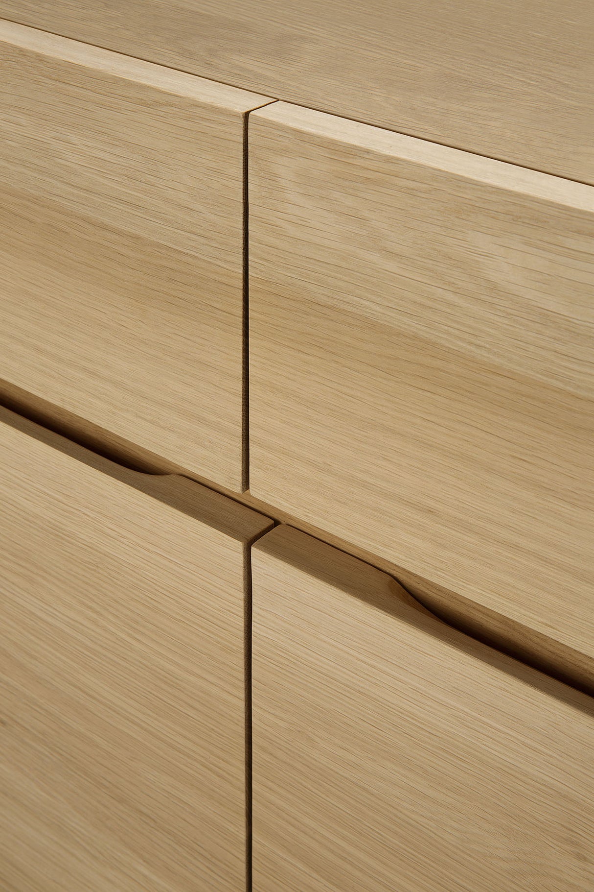 Ligna Sideboard - Eiche - schwarzes Metall - 2 Türen - 2 Schubladen - 110 x 45 x 78 cm - ZEN ZONE Furniture