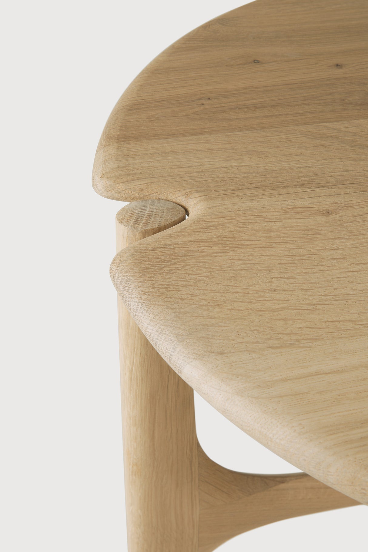 PI Beistelltisch - lackierte Eiche - rund - 47 x 47 x 50 cm - ZEN ZONE Furniture