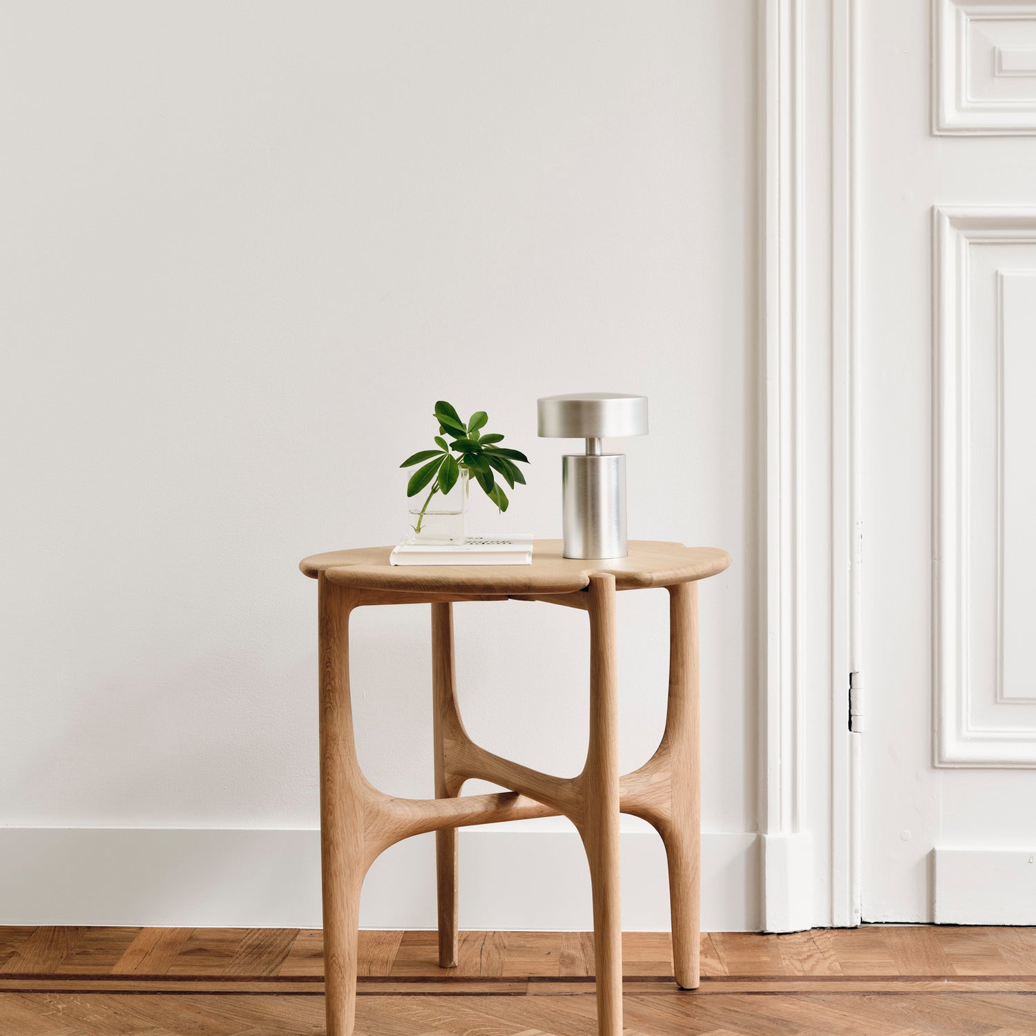 PI Beistelltisch - lackierte Eiche - rund - 47 x 47 x 50 cm - ZEN ZONE Furniture