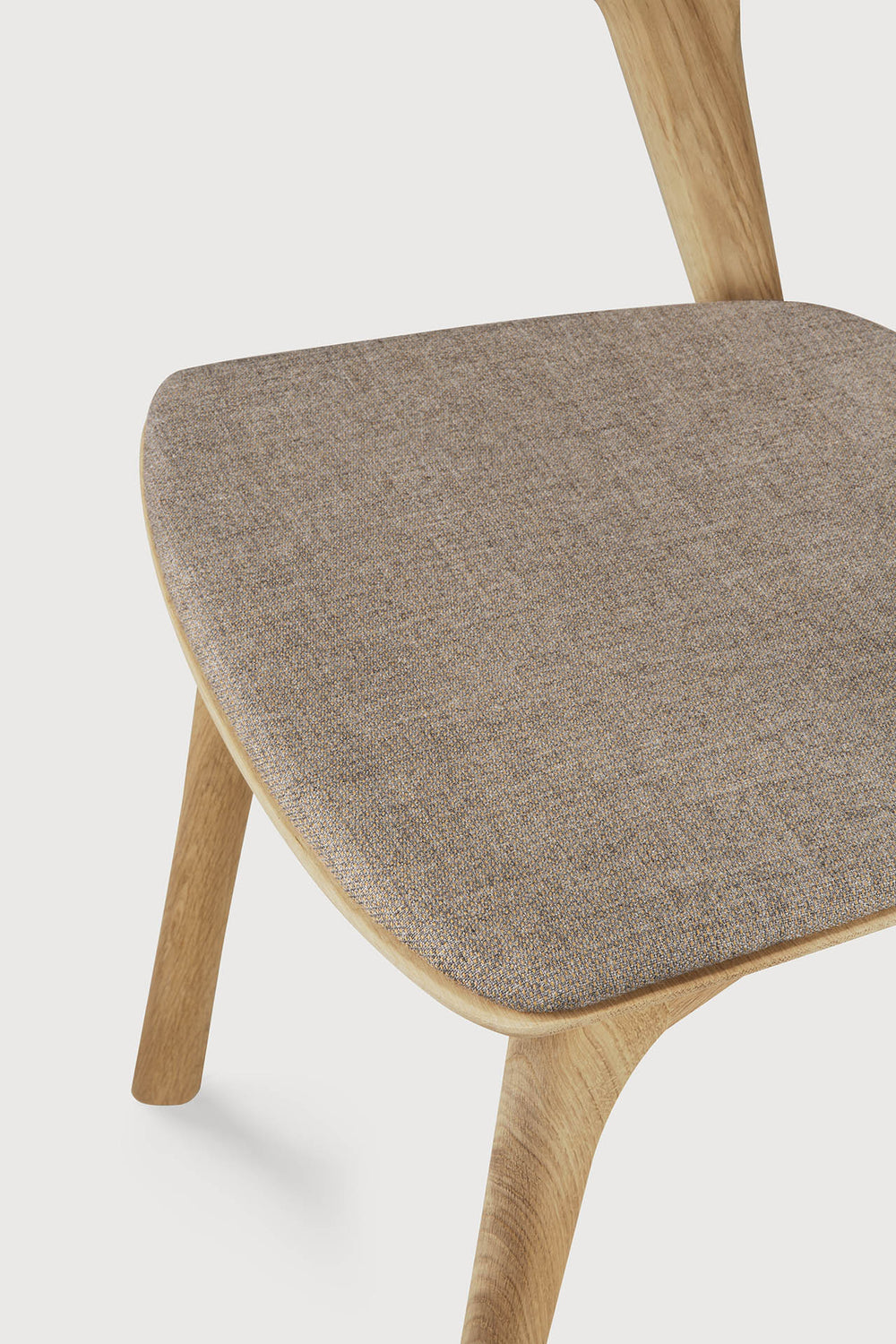 Bok Esszimmerstuhl - lackierte Eiche - warmgrauer Stoff - 50 x 54 x 76 cm - ZEN ZONE Furniture