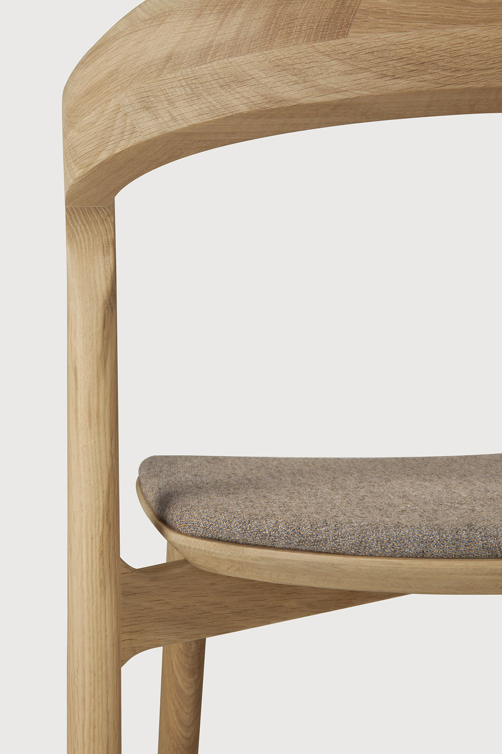 Bok Esszimmerstuhl - lackierte Eiche - warmgrauer Stoff - 50 x 54 x 76 cm - ZEN ZONE Furniture