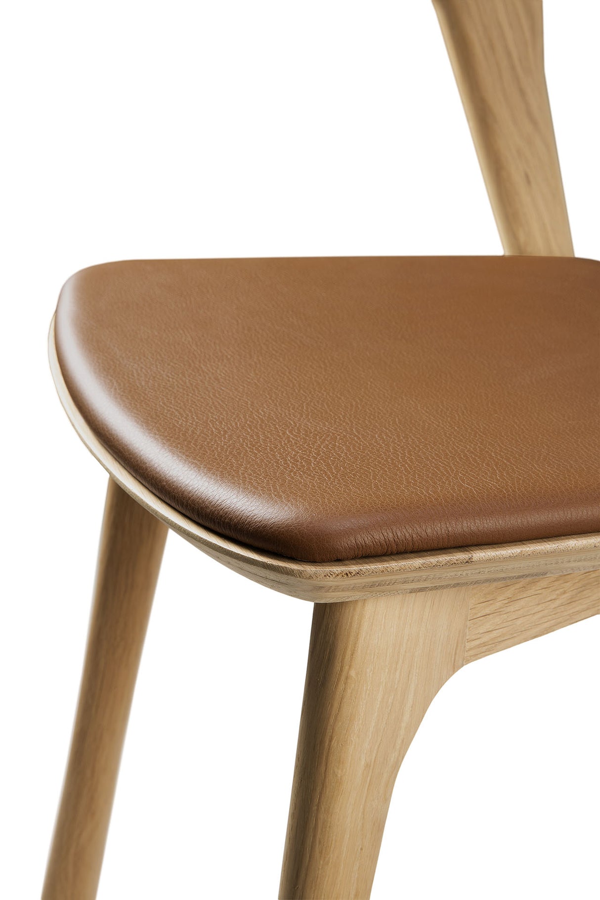 Bok Esszimmerstuhl - lackierte Eiche - Cognac Leder - 50 x 54 x 76 cm - ZEN ZONE