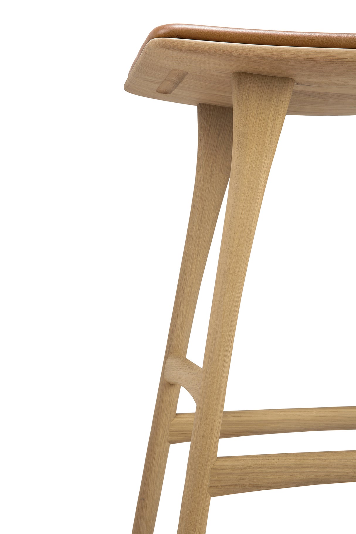 Osso Tresenhocker - lackierte Eiche - Cognac Leder - 57 x 33 x 69 cm - ZEN ZONE Furniture