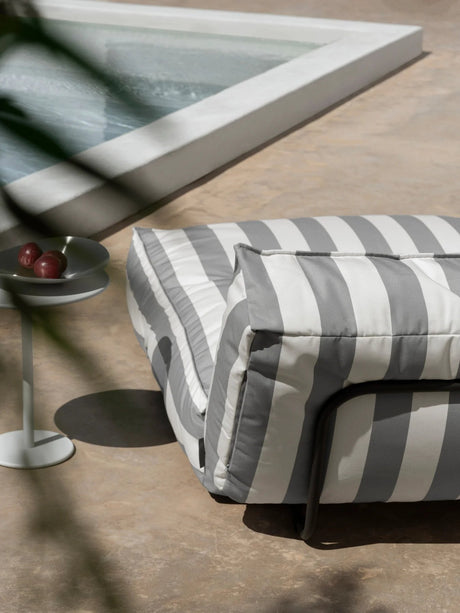 Outdoor-Bett - STAY - gestreift, 120x190 cm - ZEN ZONE Furniture