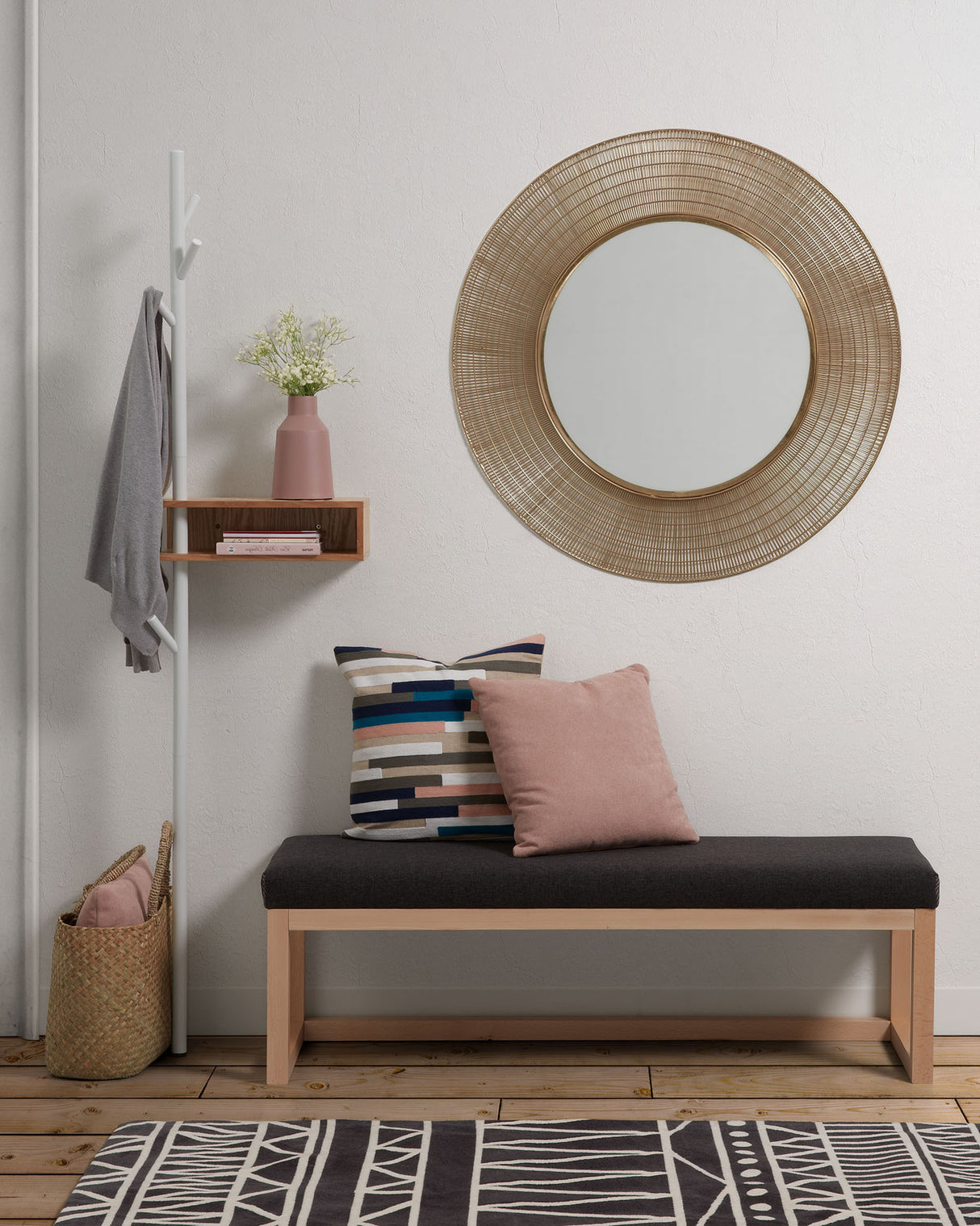 Polsterbank Loya in Schwarz aus massivem Buchenholz 128 cm - ZEN ZONE Furniture