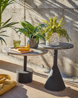 Delano Beistelltisch aus Terrazzo in Grau und Stahlbeine in Schwarz Ø 55 cm - ZEN ZONE Furniture