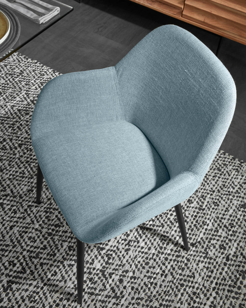 Konna Stuhl in Hellblau mit schwarz lackierten Stahlbeinen - ZEN ZONE Furniture
