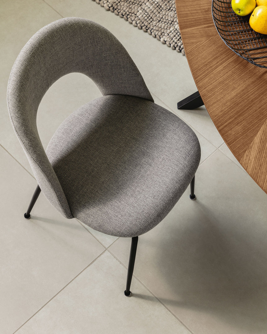 Mahalia Stuhl hellgrau und Stahlbeine mit schwarzem Finish - ZEN ZONE Furniture