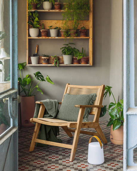 Dialma Tischlampe mit braunem Griff - ZEN ZONE Furniture