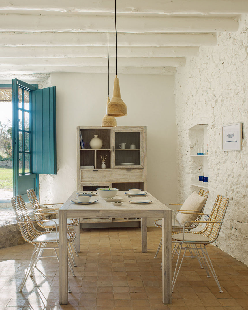 Tishana Stuhl mit Armlehnen aus Rattan und Stahl weiß - ZEN ZONE Furniture