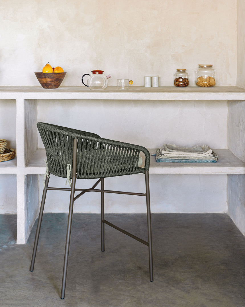 Yanet Hocker aus Seil in grün und verzinktem Stahl Höhe 58 cm - ZEN ZONE Furniture