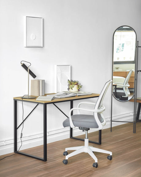Melva Schreibtischstuhl in Grau mit Beinen aus Stahl in Weiß - ZEN ZONE Furniture