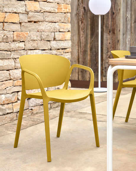 Ania stapelbarer Stuhl 100% outdoor gelb - ZEN ZONE Furniture
