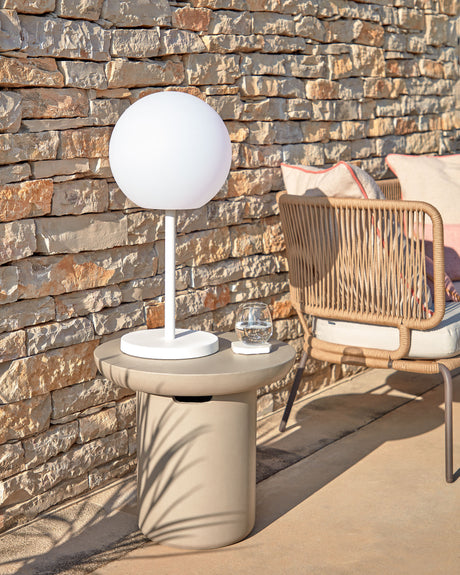 Taimi Runder Outdoor Beistelltisch aus Zement Ø 50 cm - ZEN ZONE Furniture