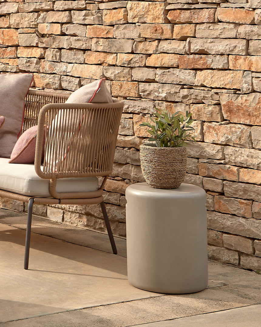 Taimi Outdoor Hocker aus Zement Ø 35 cm - ZEN ZONE Furniture