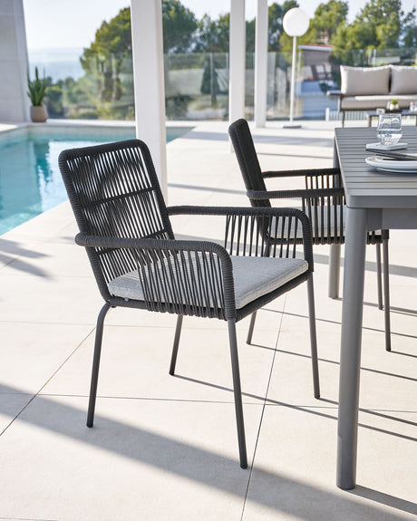 Samanta Seilstuhl schwarz und Beine aus verzinktem Stahl - ZEN ZONE Furniture