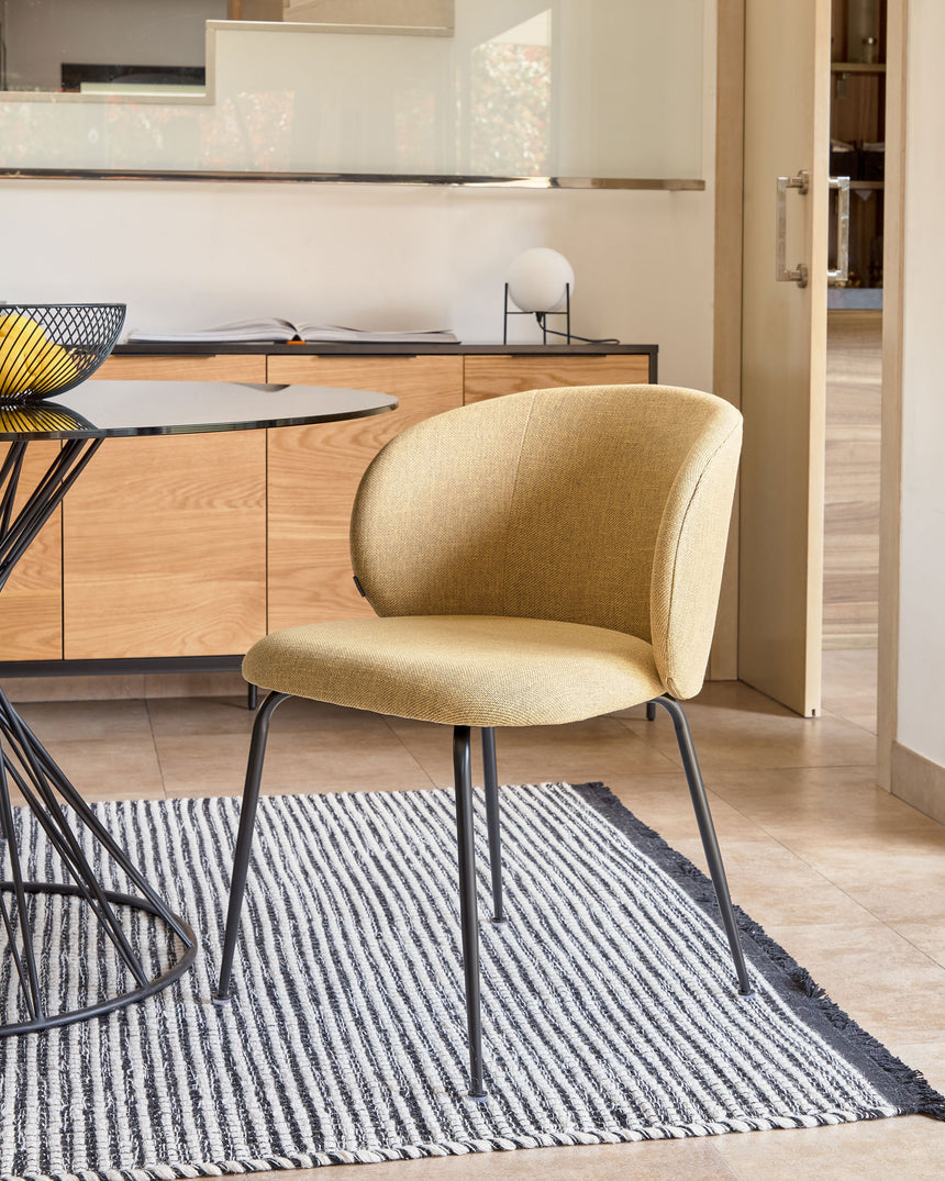Minna Stuhl senfgelb und Stahlbeine mit schwarzem Finish - ZEN ZONE Furniture