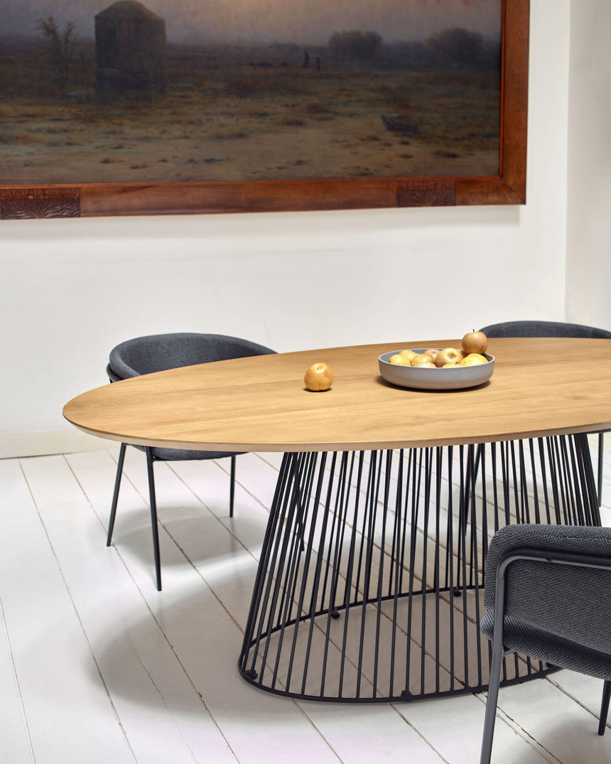 Leska Tisch 200 x 110 cm aus massivem Mangoholz und schwarzen Stahlbeinen - ZEN ZONE Furniture