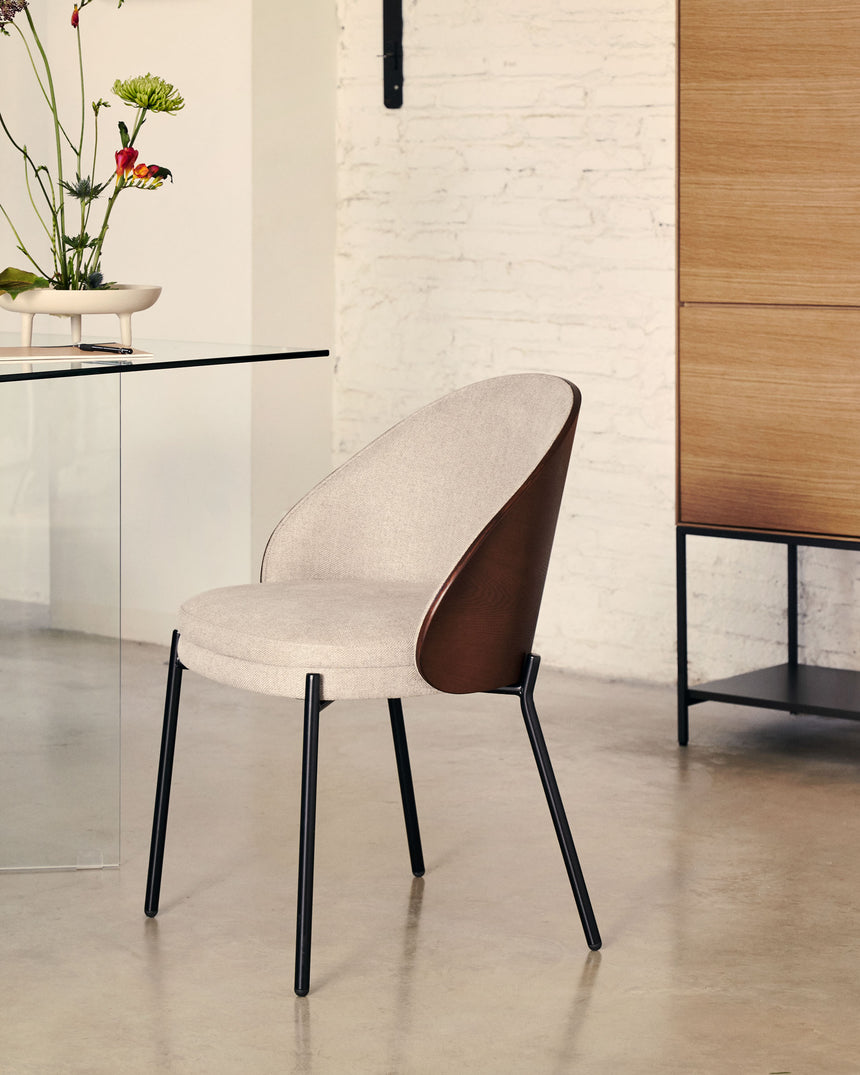 Eamy Stuhl hellbraun Eschenfurnier mit Wenge-Finish und Metall in Schwarz - ZEN ZONE Furniture