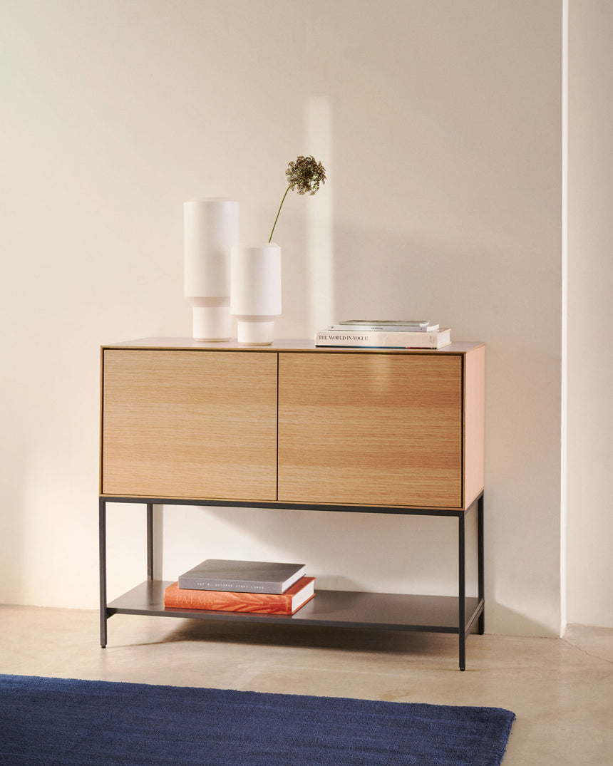 Vedrana Kommode 2 Türen aus Eichenfurnier und Stahlbeine in Schwarz 97,5 x 80 cm - ZEN ZONE Furniture