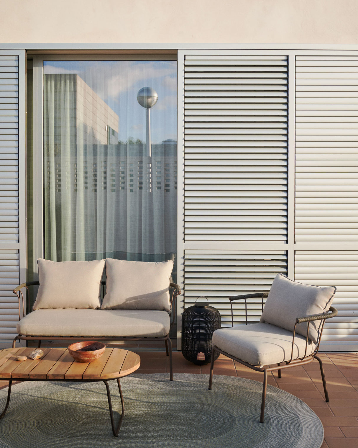 Salguer Couchtisch outdoor massives Akazienholz Seil in Braun Ø 100 x 50 cm FSC 100% - ZEN ZONE Furniture
