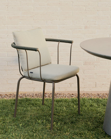 Salguer stapelbarer Stuhl aus Seil und Stahl mit Finish in Braun - ZEN ZONE Furniture
