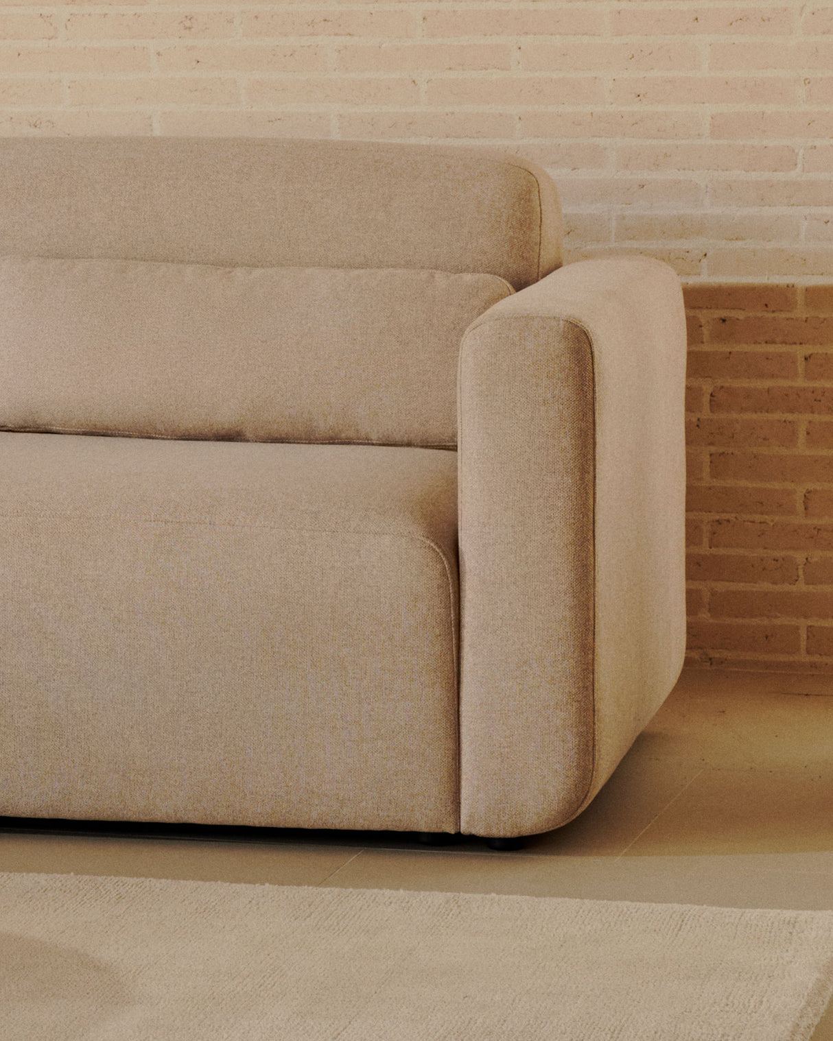 Neom Armlehne in Beige - ZEN ZONE Furniture