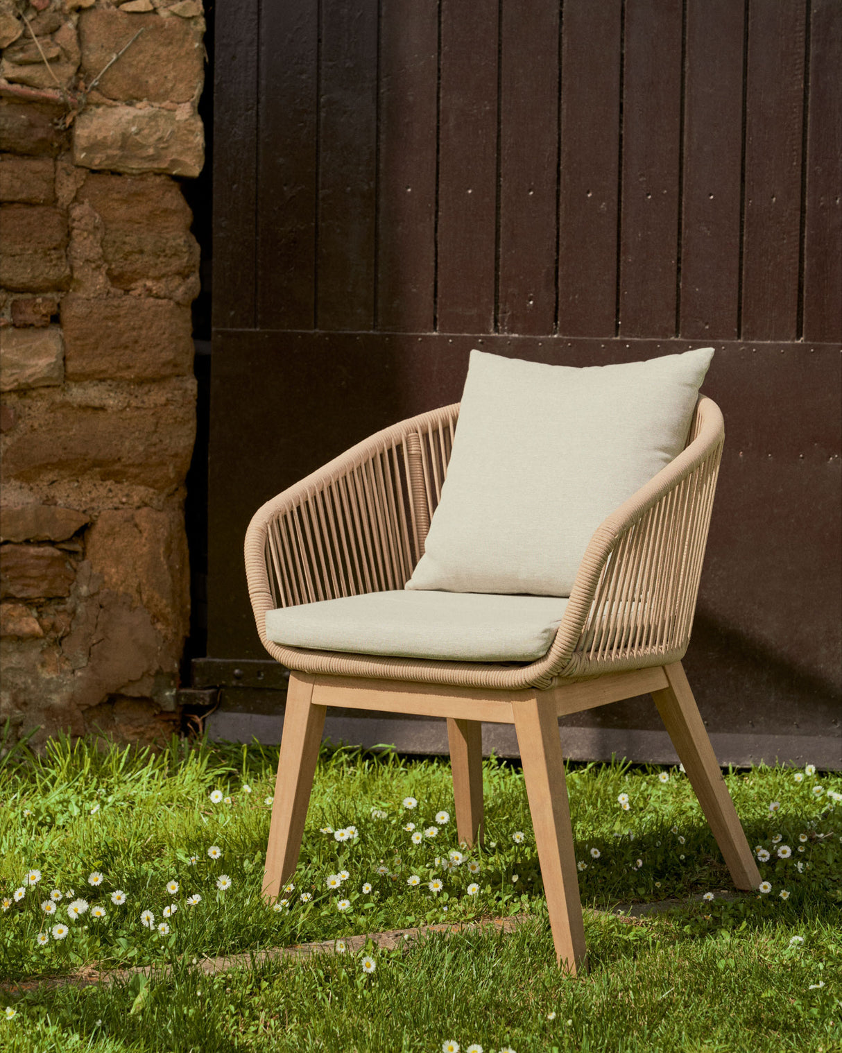 Portalo Stuhl aus Seil in Beige und Beinen massives Akazienholz 100% FSC - ZEN ZONE Furniture