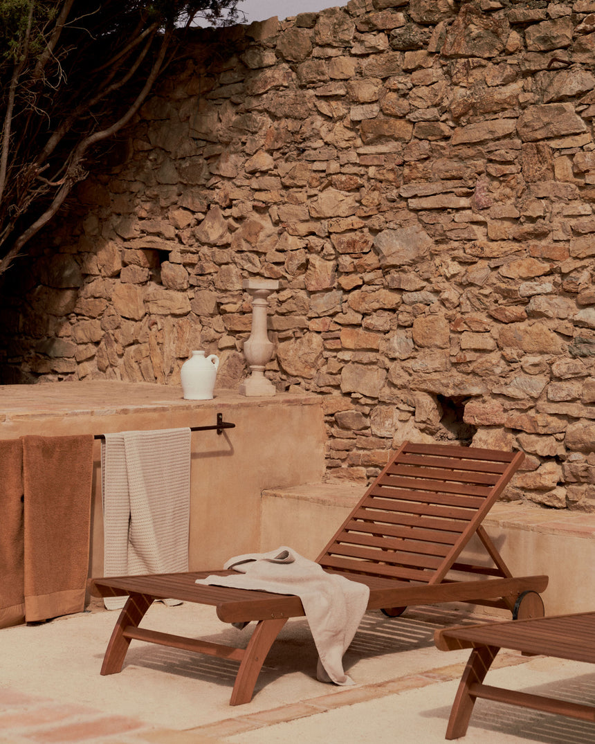 Beila Sonnenliege aus massivem Eukalyptusholz FSC 100% - ZEN ZONE Furniture