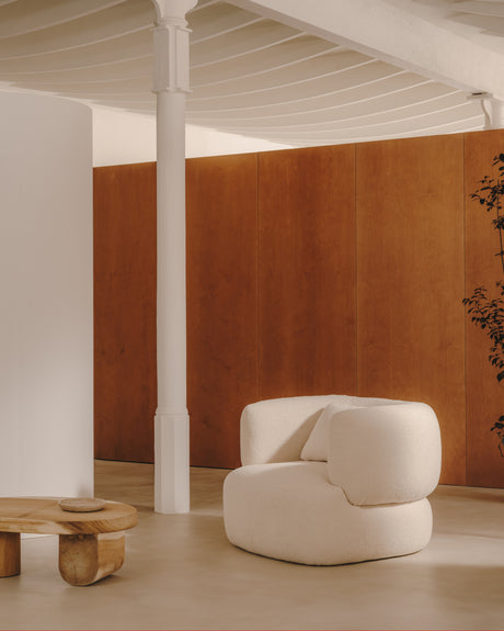 Martina Sessel mit Bouclé in Off-White mit Kissen - ZEN ZONE Furniture