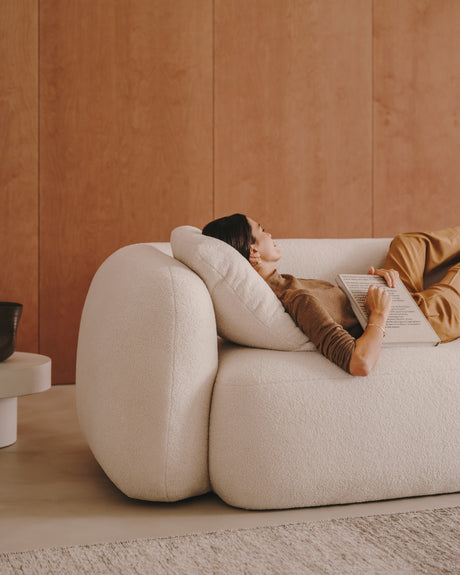 Martina 3-Sitzer-Sofa mit  Bouclé in Off-White 246 cm - ZEN ZONE Furniture