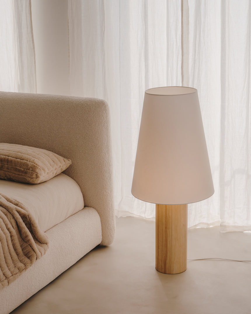 Marga Stehleuchte aus Massivholz mit natürlichem Finish - ZEN ZONE Furniture