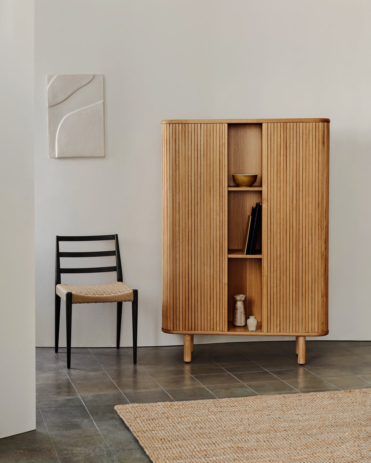 Mailen Highboard 2 Türen mit Eschenfurnier und natürlichem Finish 110 x 160 cm - ZEN ZONE Furniture