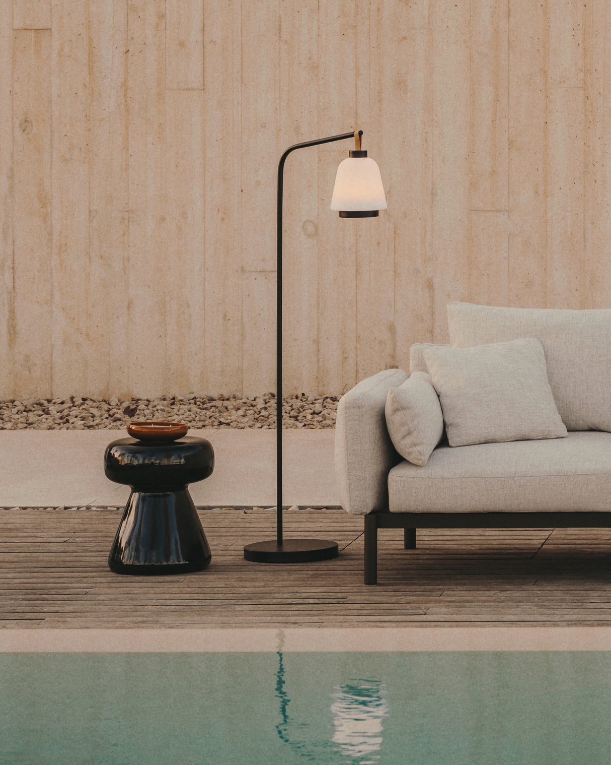 Manya Beistelltisch aus schwarzem Keramik Ø 38 cm - ZEN ZONE Furniture