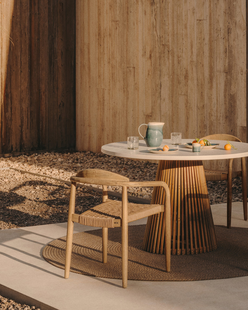 Nina stapelbarer In/Outdoor-Stuhl aus massivem Akazienholz und Seil in Beige FSC 100% - ZEN ZONE Furniture