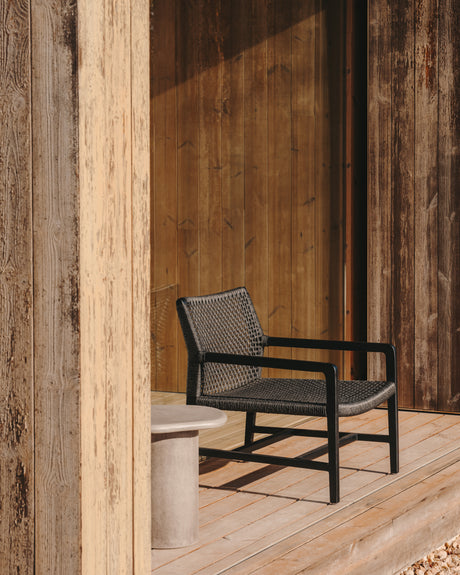 Sabolla Sessel aus massivem Teakholz mit schwarzem Finish - ZEN ZONE Furniture