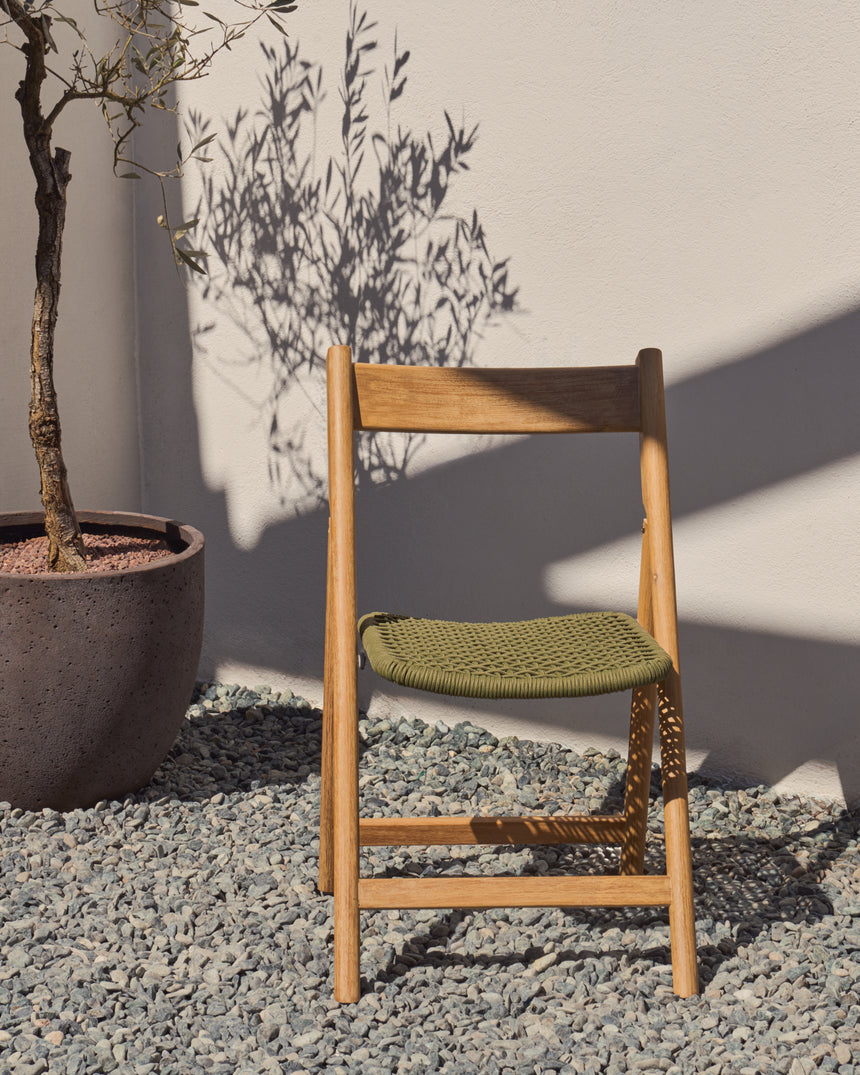 Klappstuhl Dandara aus Akazienmassivholz und einer Stahlstruktur mit geflochtener Sitzfläche in grün FSC 100% - ZEN ZONE Furniture