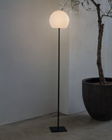 Outdoor Solar-Stehlampe Dinesh Stahl in Schwarz 120 cm - ZEN ZONE Furniture