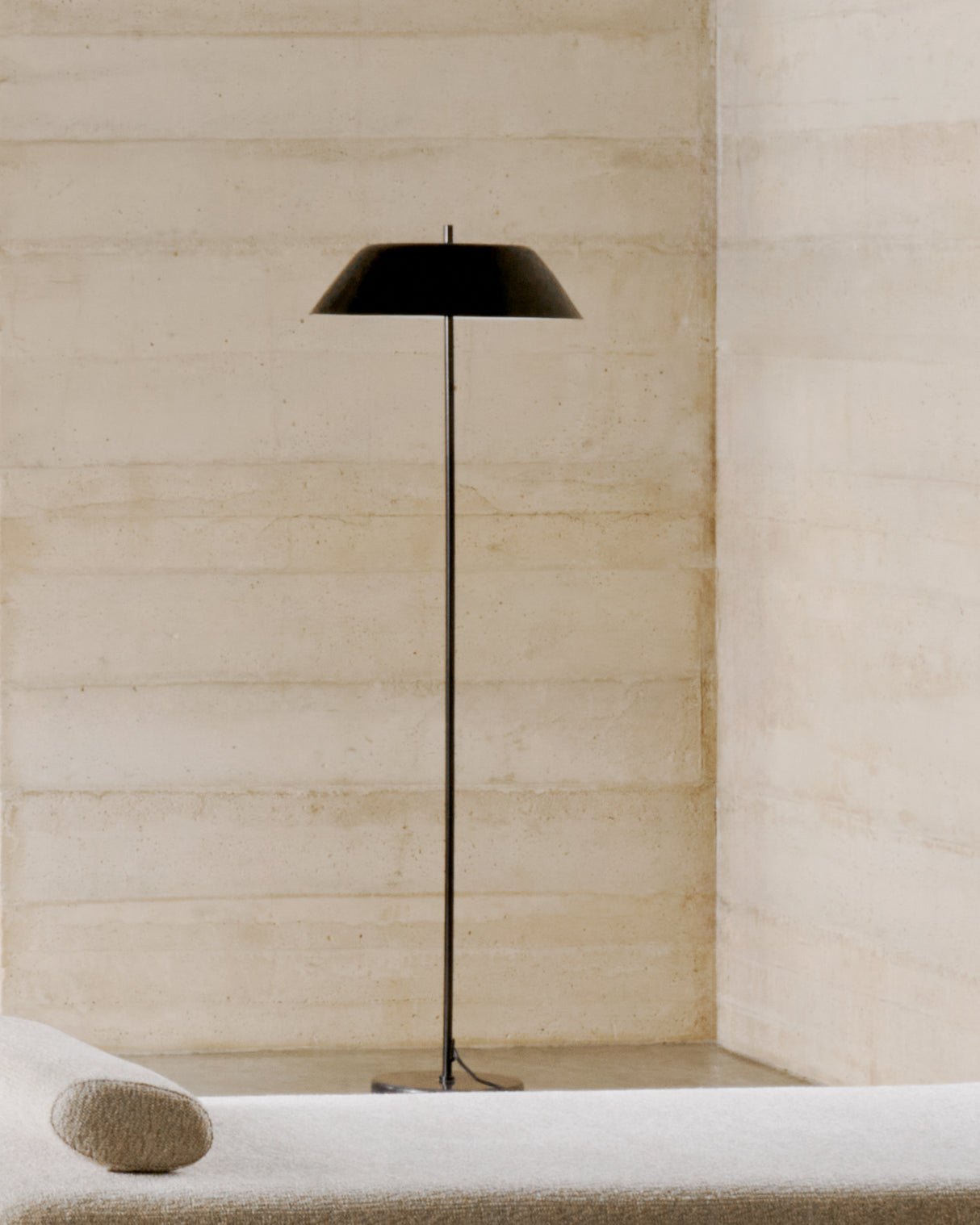 Stehlampe Sayra aus schwarzem Marmor und Metall mit schwarzem Finish - ZEN ZONE Furniture