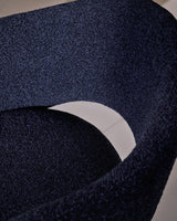 Maina Stuhl aus festem blauem Chenille und Stahlbeinen mit blauem Finish FSC Mix Credit - ZEN ZONE Furniture